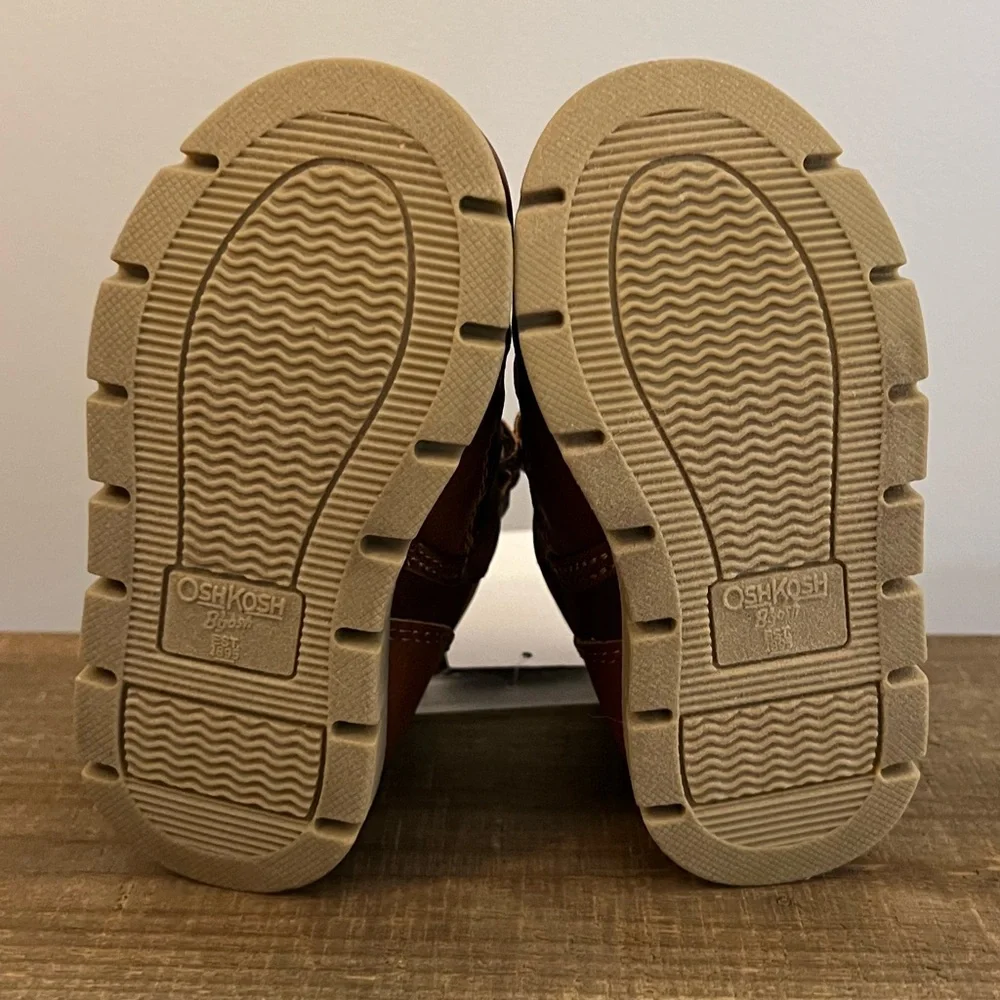 NWT OshKosh B’gosh Allister Toddler Boys Ankle Boots Size 5 - Picture 6 of 8